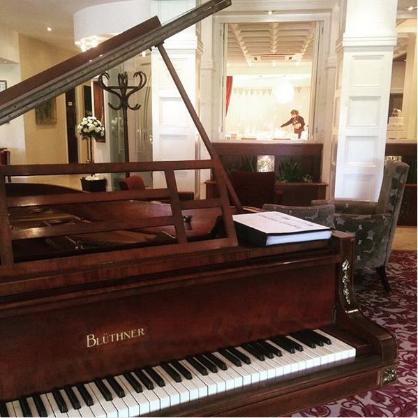 Piano player for Barton Grange wedding reception