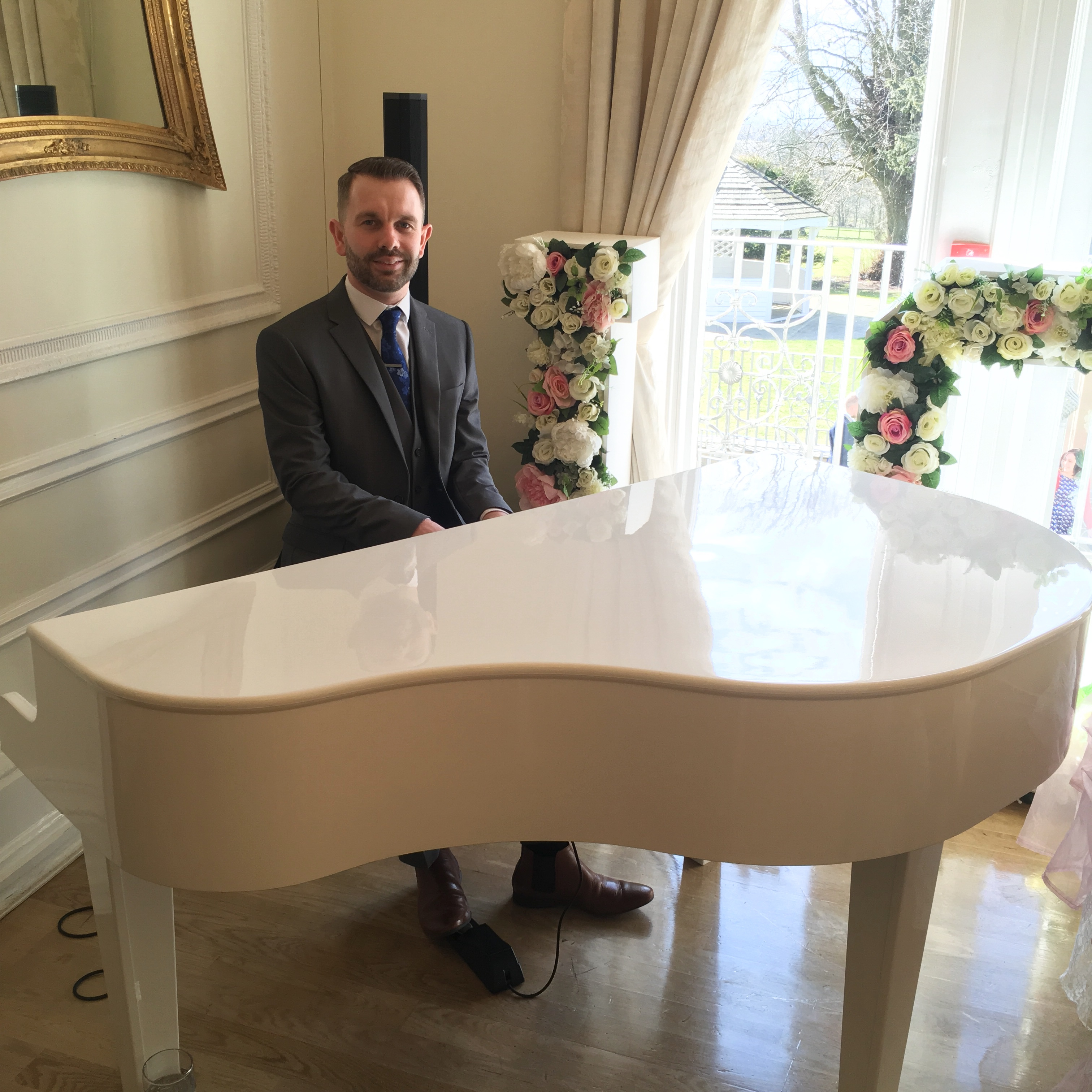 Piano player for West Tower wedding ceremony